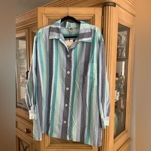 PRETTY STRIPED NWT ANNE KLEIN 2X BUTTON DOWN TOP